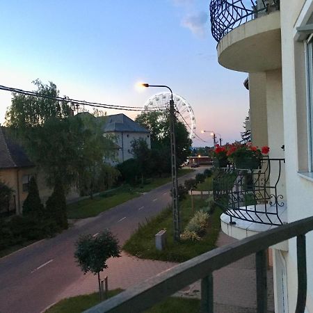Lara Lux Apartment Hajdúszoboszló Eksteriør billede