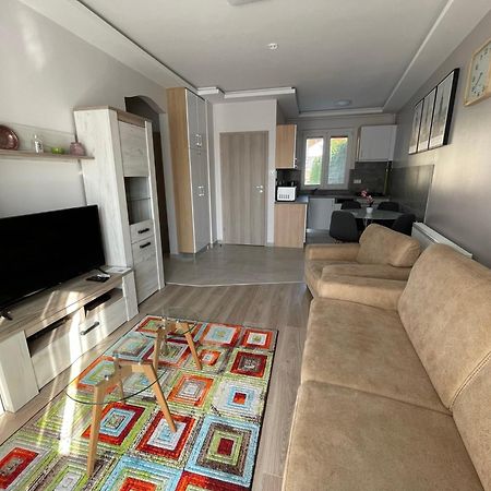Lara Lux Apartment Hajdúszoboszló Eksteriør billede