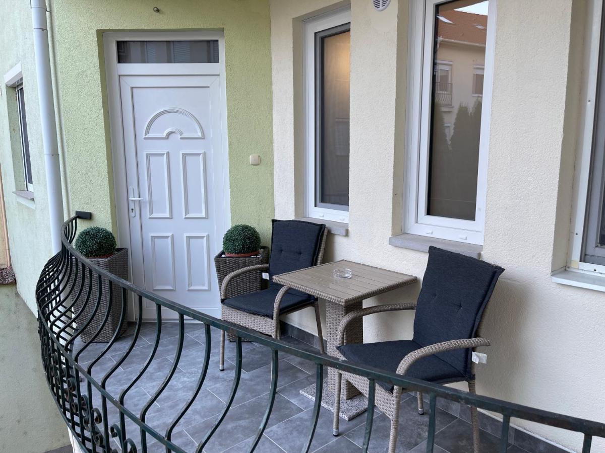 Lara Lux Apartment Hajdúszoboszló Eksteriør billede